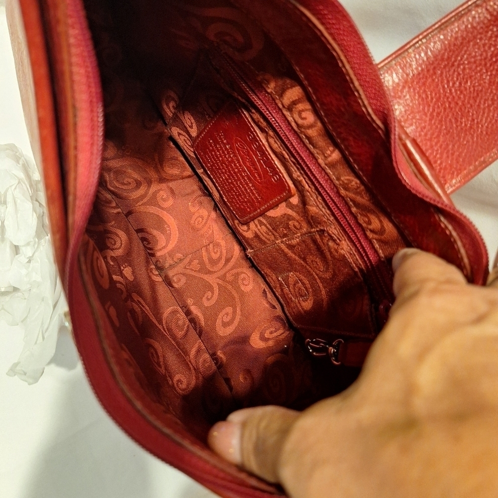 Brighton Red Leather croc Embossed shoulder bag 13.5"x10" - Picture 10 of 14